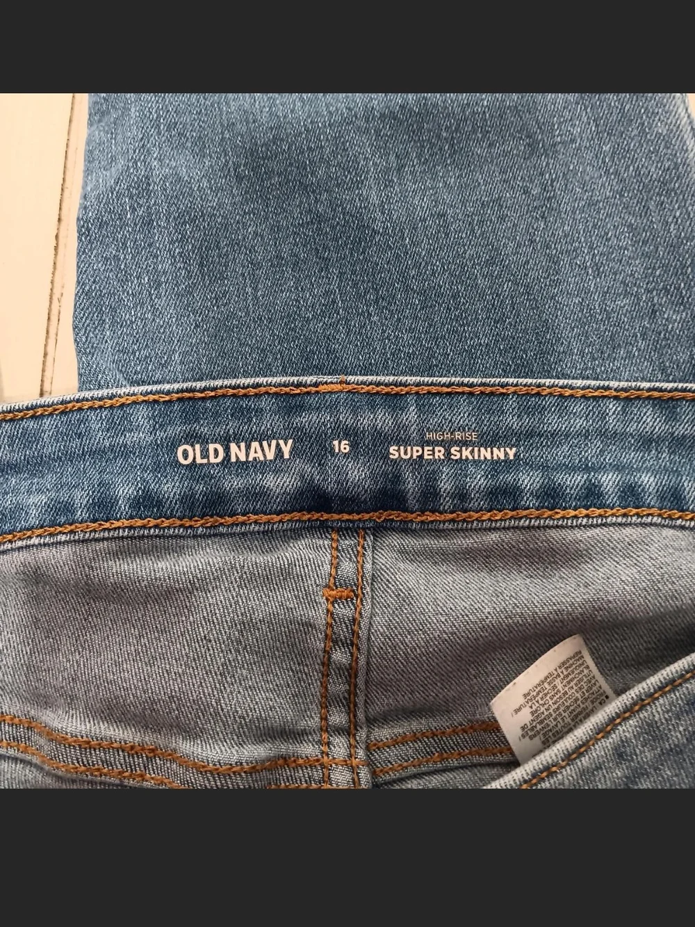 Old Navy Women's High-Rise Skinny Jeans